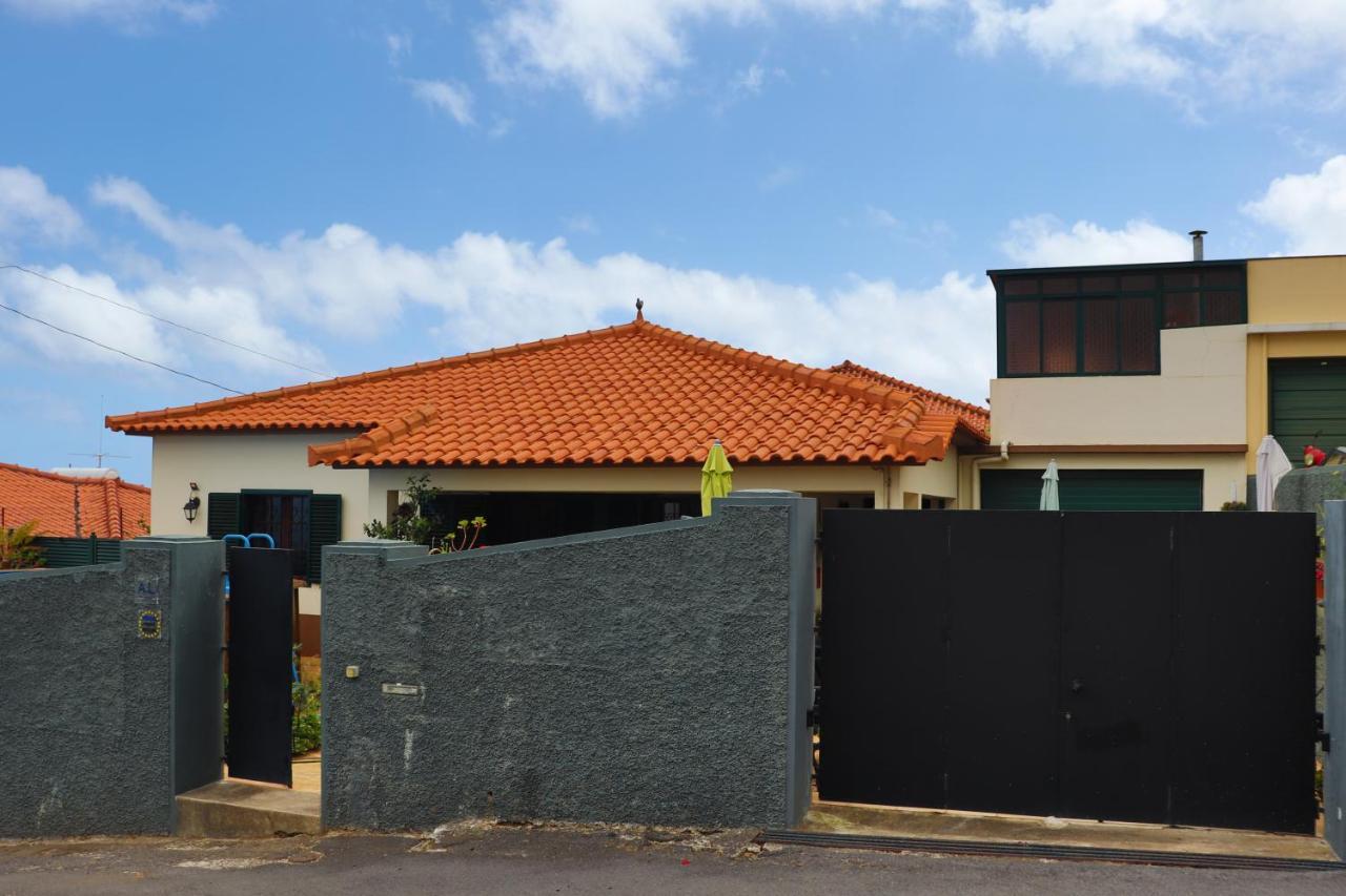 Suites Pinto Coelho Canico  Exterior photo