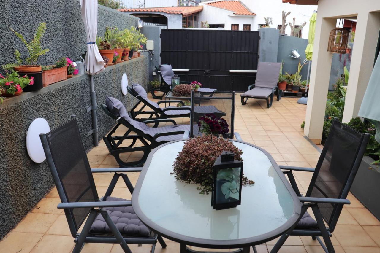Suites Pinto Coelho Canico  Exterior photo