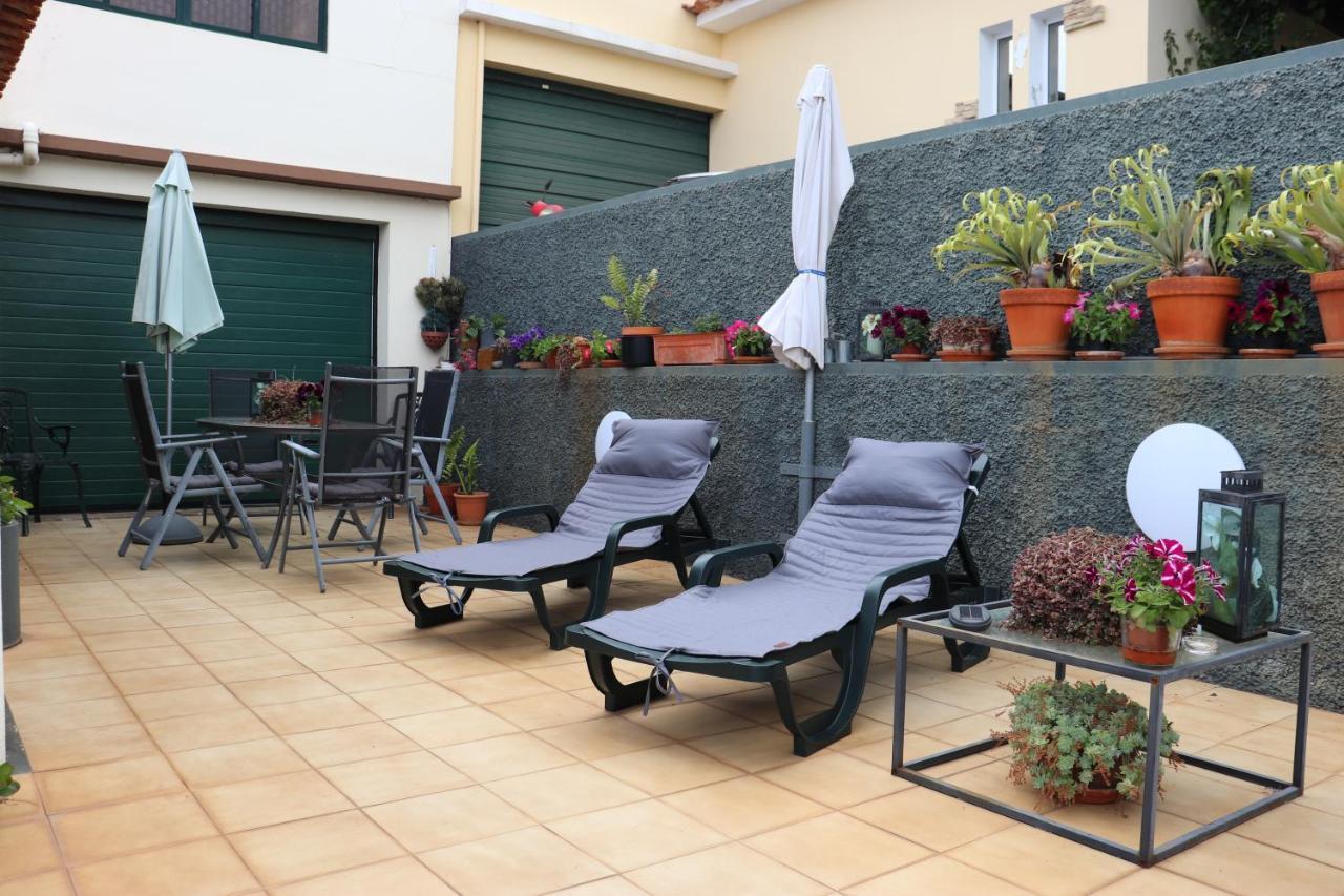 Suites Pinto Coelho Canico  Exterior photo