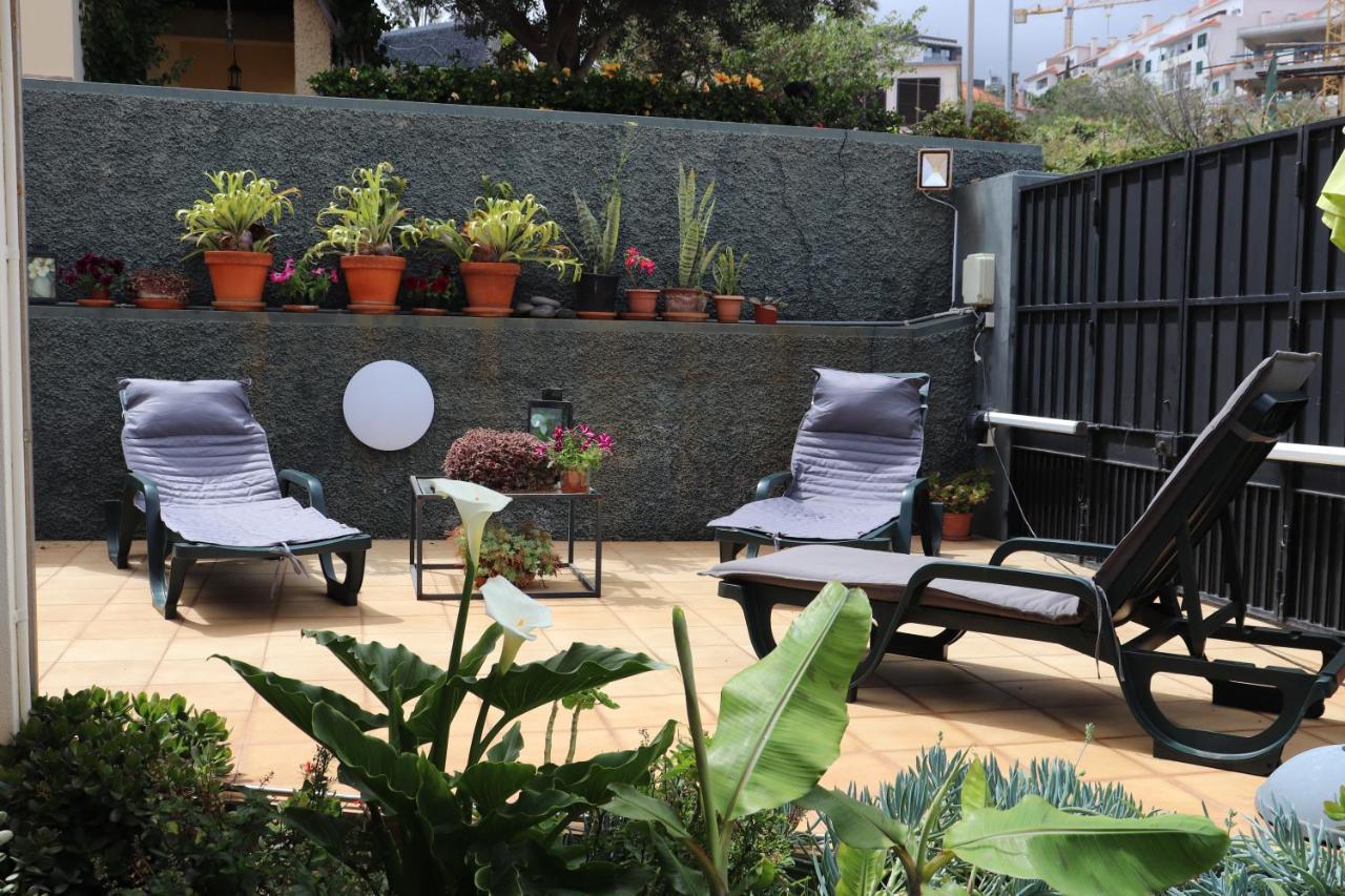Suites Pinto Coelho Canico  Exterior photo